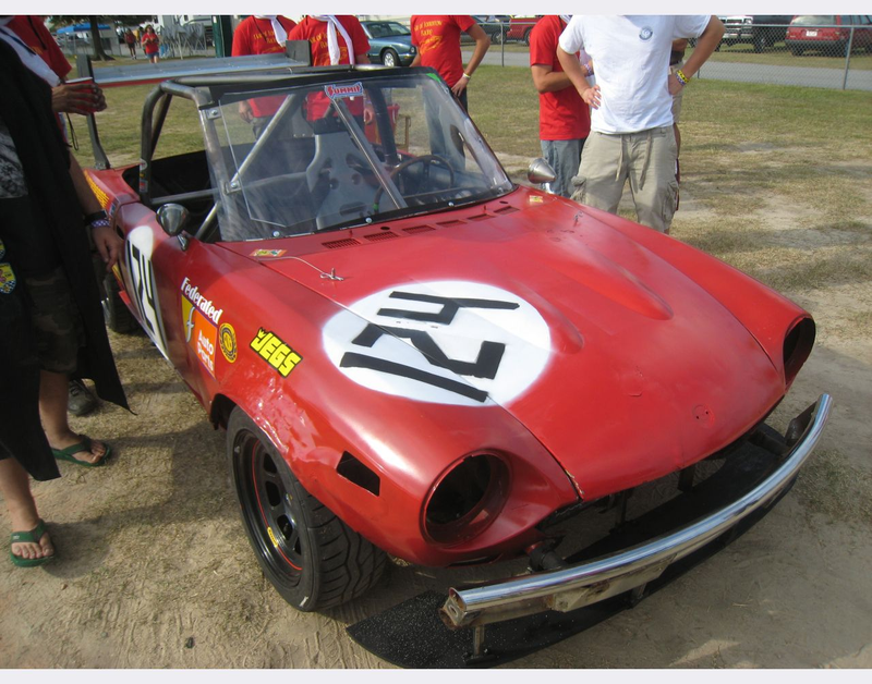 Illustration for article titled BS Inspections Of The 24 Hours Of LeMons South Fall 2009